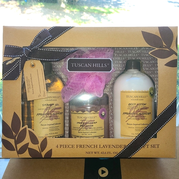 NIB Tuscan Hills 4 Piece French Lavender Spa Gift Set - Picture 3 of 6
